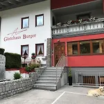 Garni Burger 3*