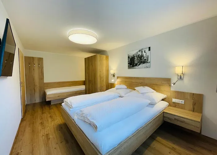 فندق Garni Burger